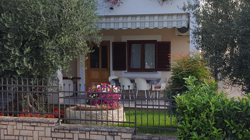 Ulika Rooms & Apartments Poreč Exteriör bild
