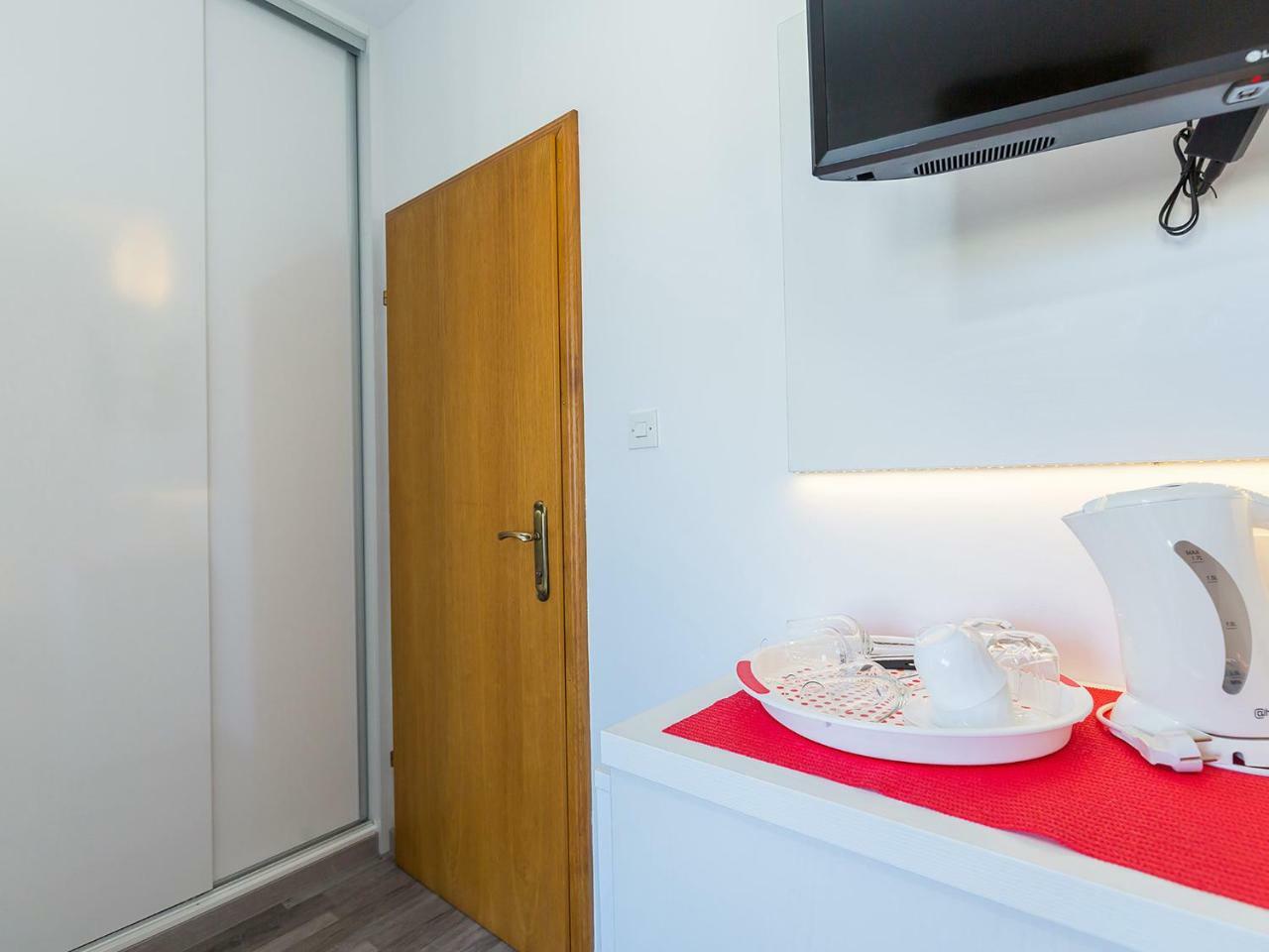 Ulika Rooms & Apartments Poreč Exteriör bild