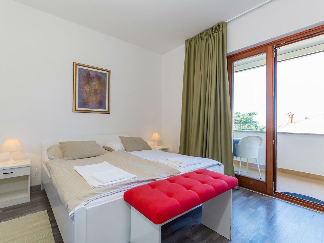 Ulika Rooms & Apartments Poreč Exteriör bild